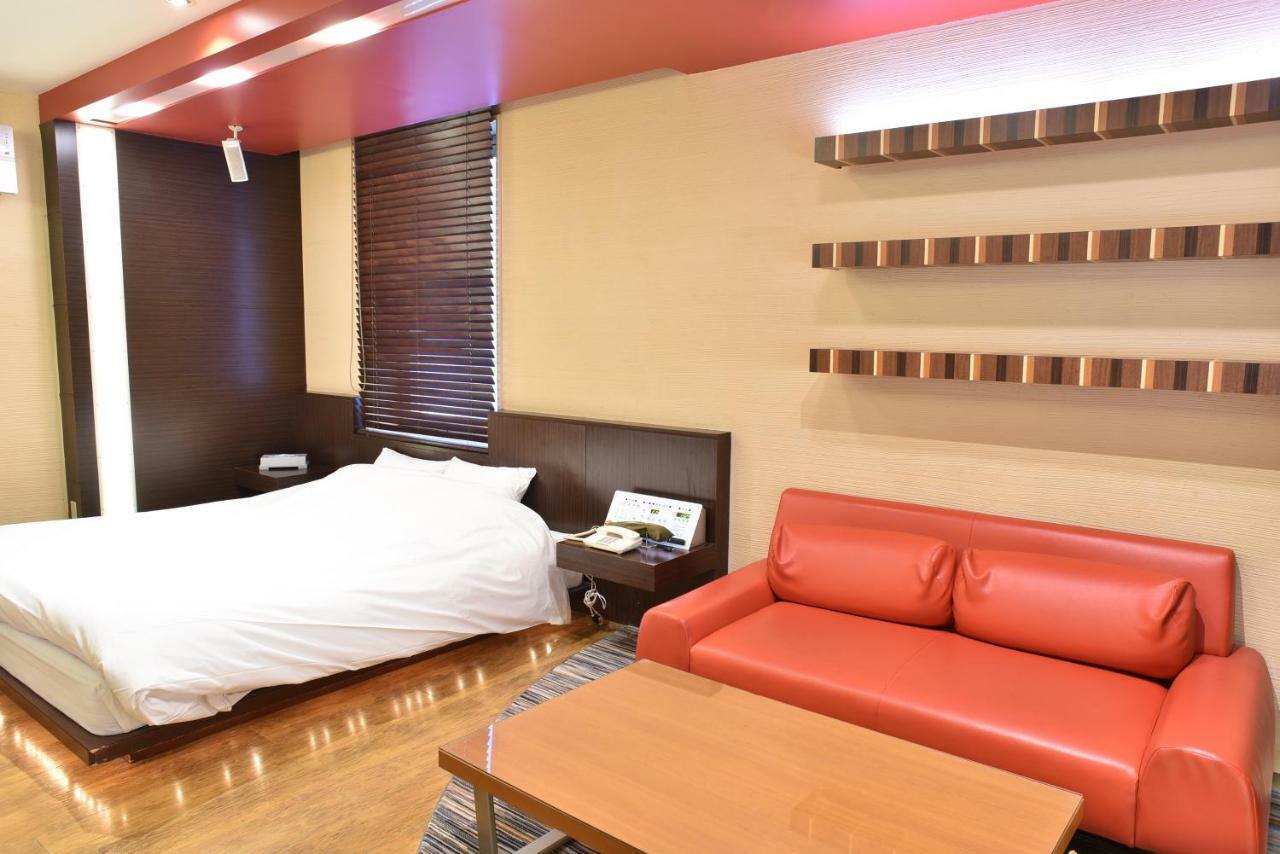 C-Hotel Affetto (Adults Only) Sapporo Eksteriør bilde