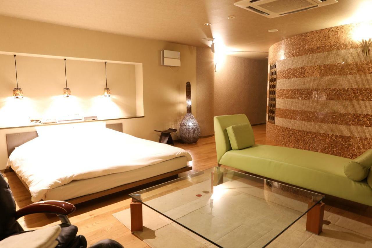 C-Hotel Affetto (Adults Only) Sapporo Eksteriør bilde